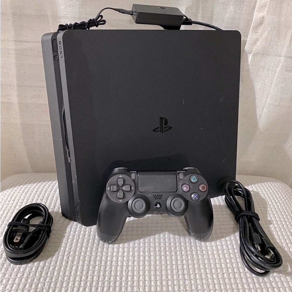 PS4 Slim, 500GB *GoldHEN*: System Software: 11.00 - (Auto Enabled *GoldHEN*)